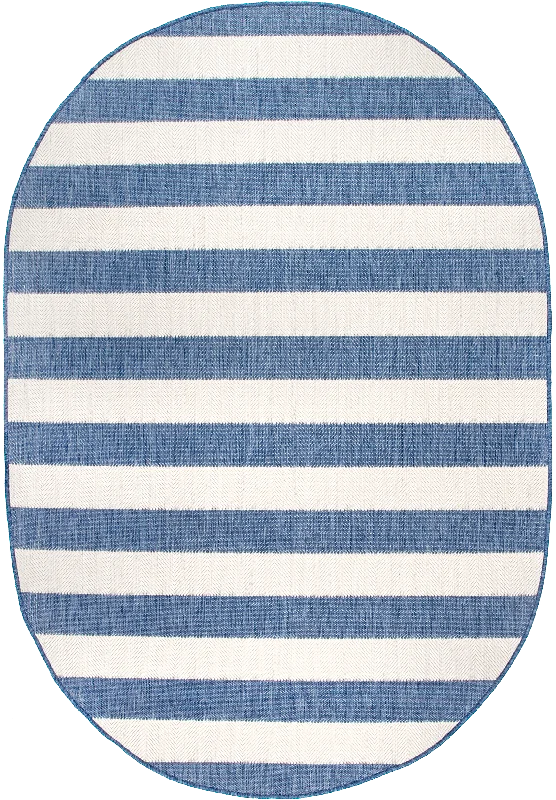 Chevron Stripes Indoor/Outdoor Rug | Blue