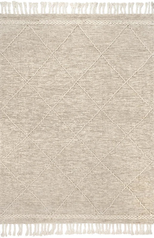 Uplifted Trellis Tasseled Rug | Beige