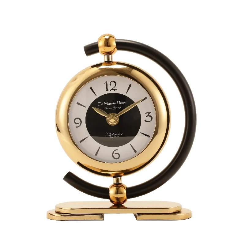 Aleksi 3 mini clock in black and gold