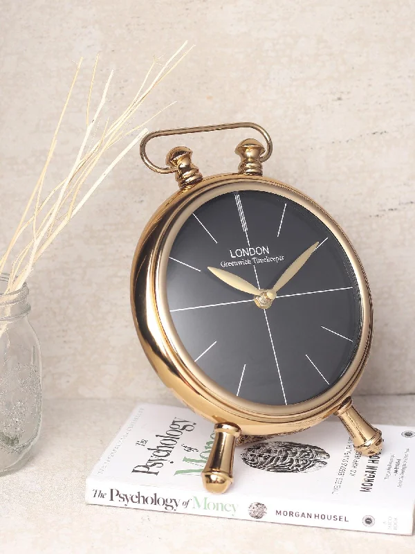 Essence Desk Timepiece in Gold