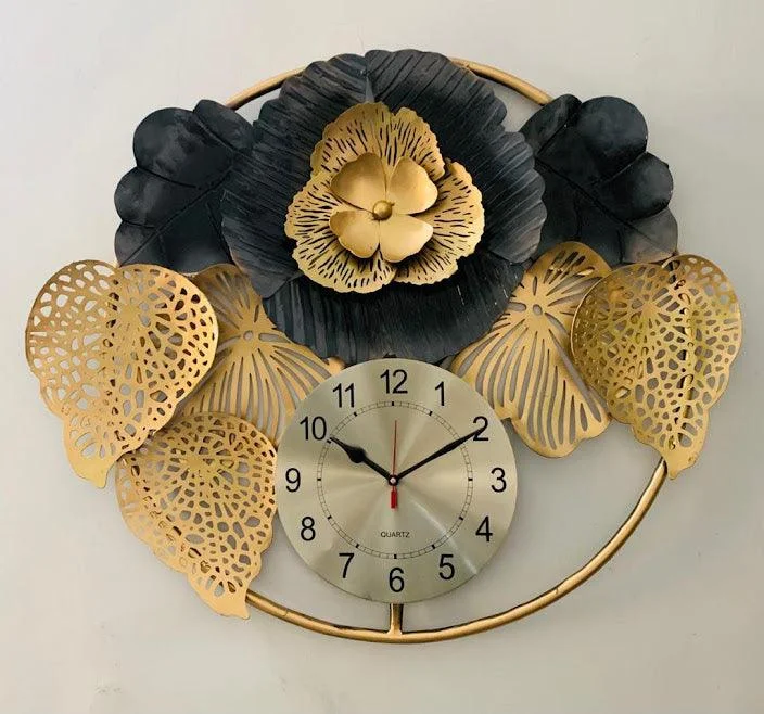 FLOWER  PUFF WALL CLOCK