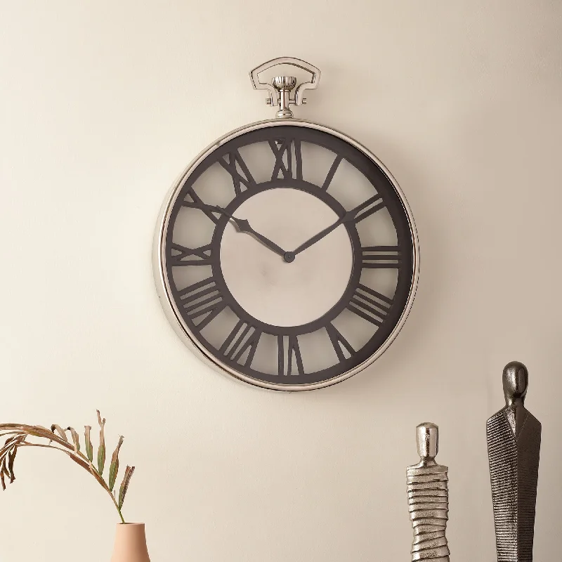 Vigil Wall Clock in Silver